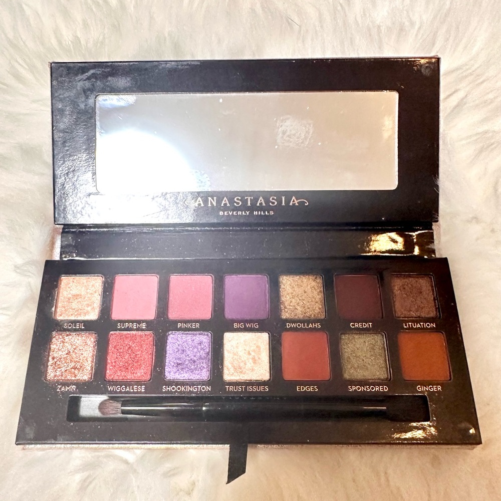 ABH x Jackie Aina palette